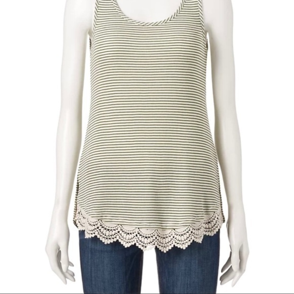 Sonoma Women’s Green White Striped Lace Size L